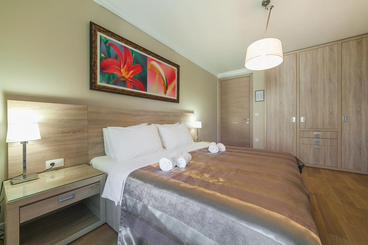 Apartments Grifone Lux Herceg Novi Exterior photo